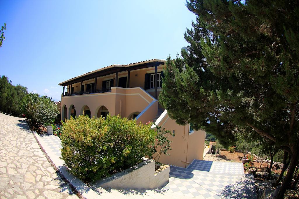 Iliobasilema Studios & Apartments Fiskardo Extérieur photo